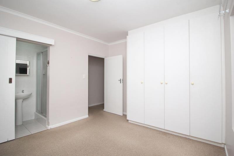 2 Bedroom Property for Sale in Linkside Western Cape
